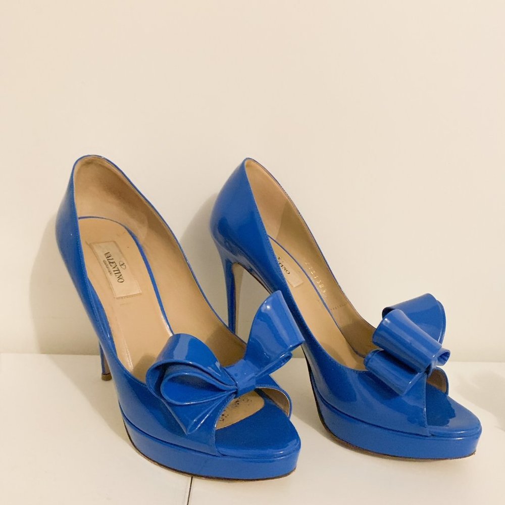 VALENTINO couture Bow Blue leather platform